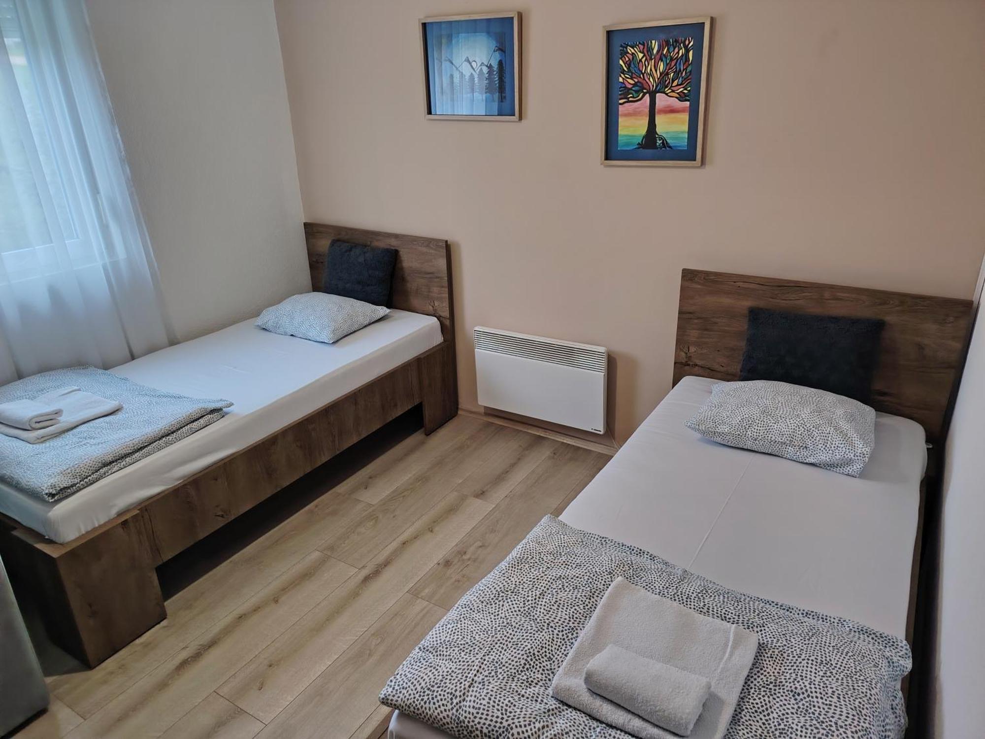 Guest House Pin ลัคตาชิ ภายนอก รูปภาพ