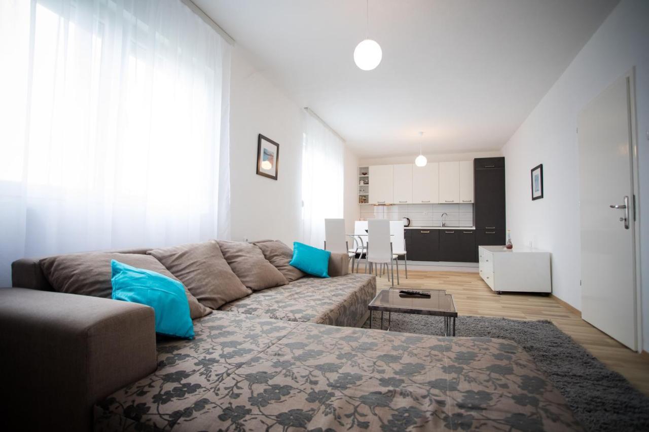 Guest House Pin ลัคตาชิ ภายนอก รูปภาพ