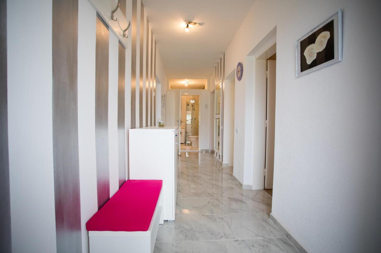 Guest House Pin ลัคตาชิ ภายนอก รูปภาพ